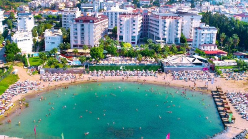 Alanya’da Pyxis Point Hotel’in Turizm Belgesi İptal, Ruhsat Geri Alındı
