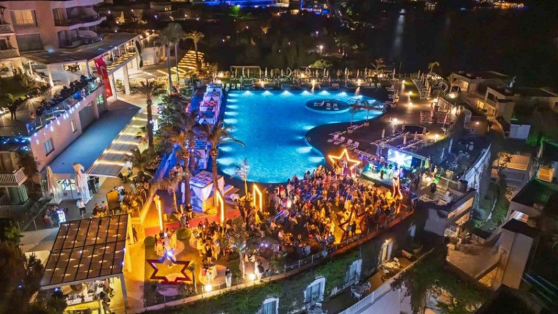Baia Bodrum’da Unutulmaz Bir Gece: Müzik, Stil ve Doğanın Büyüsü Bir Arada
