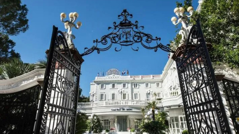 Türk Şirketinden Avrupa’da Dev Satın Alma: Grand Hotel Riccione, Metreküp İnşaat’ın Oldu